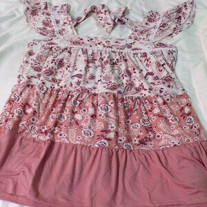 Absolutely Famous sz S Paisley tank with flutter sleeves